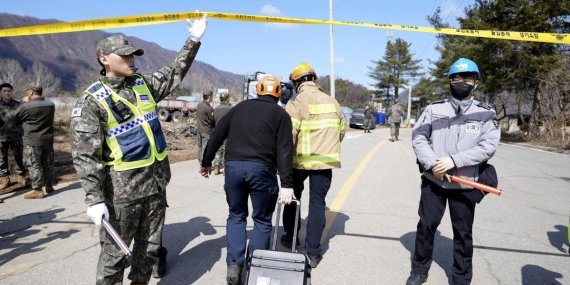 Güney Kore’de Savaş Uçağının Sivil Alanlara Yaptığı Bombalı Saldırı: 7 Yaralı, Ülke Sarsıldı!