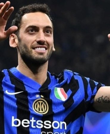 Hakan Çalhanoğlu'ndan Bayern itirafı ve Ballon d'Or hayali 12 hakan-calhanoglundan-bayern-itirafi-ve-ballon-dor-hayali-Ii6sfVLB.jpg