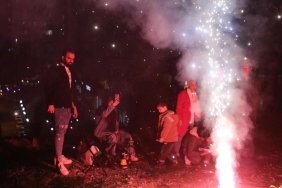 İran'da Çarşamba Suri Kutlamaları: Kanlı Bir Gecede 14 Hayat Kaybı, 1844 Yaralı! 1 iranda-carsamba-suri-kutlamalari-kanli-bir-gecede-14-hayat-kaybi-1844-yarali-7a71nfhM.jpg