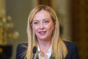 İtalya Başbakanı Meloni: Ukrayna'ya Barış Gücü Göndermek, Korkunç Bir Risk ve Tamamen Etkisiz! 3 italya-basbakani-meloni-ukraynaya-baris-gucu-gondermek-korkunc-bir-risk-ve-tamamen-etkisiz-YDZ2D7Rn.jpg