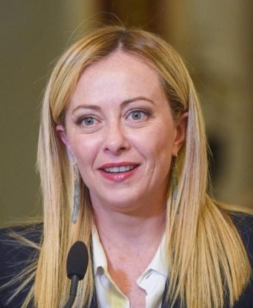 İtalya Başbakanı Meloni: Ukrayna'ya Barış Gücü Göndermek, Korkunç Bir Risk ve Tamamen Etkisiz! 10 italya-basbakani-meloni-ukraynaya-baris-gucu-gondermek-korkunc-bir-risk-ve-tamamen-etkisiz-YDZ2D7Rn.jpg