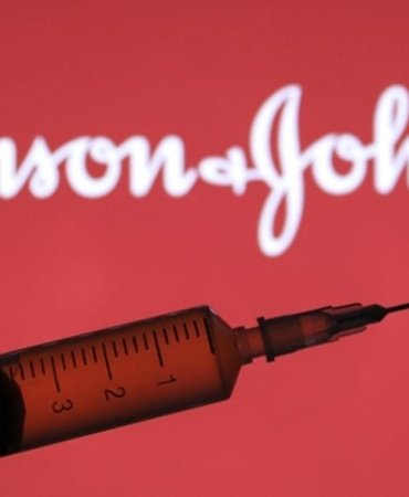 Johnson & Johnson'dan ABD'ye 55 Milyar Dolarlık Dev Yatırım: Hedef Onkoloji, Nörobilim ve Robotik Cerrahi 2 johnson-johnsondan-abdye-55-milyar-dolarlik-dev-yatirim-hedef-onkoloji-norobilim-ve-robotik-8bgO1xGC.jpg