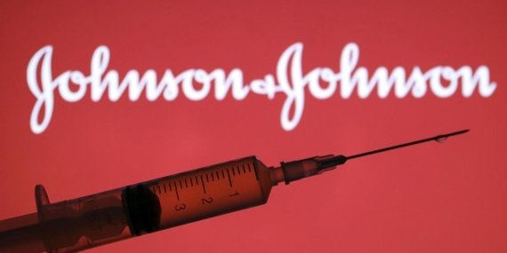 Johnson & Johnson’dan ABD’ye 55 Milyar Dolarlık Dev Yatırım: Hedef Onkoloji, Nörobilim ve Robotik Cerrahi
