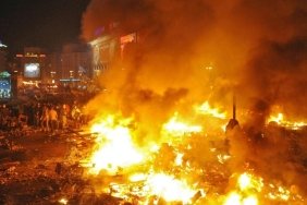 Karanlık Geçmişin İntikamı: 2014'teki Sendika Evine Saldırının Organizatörü Demyan Ganul, Odessa'da Kurşunlara Hedef Oldu! 4 karanlik-gecmisin-intikami-2014teki-sendika-evine-saldirinin-organizatoru-demyan-ganul-odessada-kursunlara-hedef-oldu-dUUtV5Bs.jpg