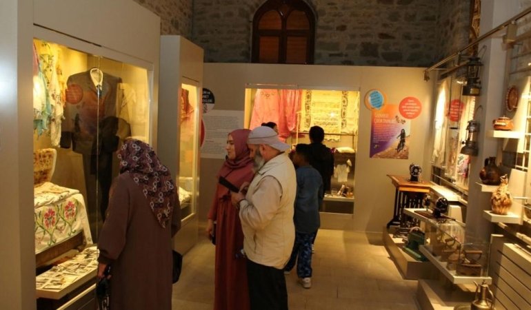 Keşan Kent Müzesi'nde 95 Bin Ziyaretçinin Sırrı: Bu Müzeyi Görmeden Geçmeyin! 6 kesan-kent-muzesinde-95-bin-ziyaretcinin-sirri-bu-muzeyi-gormeden-gecmeyin-LNaBZZRB.jpg