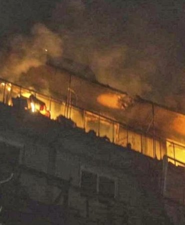 Kiev’de Geceyi Kâbusa Çeviren Saldırı: Görüşmeler Öncesi 147 İHA ile Şok Baskın 2 kievde-geceyi-k-busa-ceviren-saldiri-gorusmeler-oncesi-147-iha-ile-sok-baskin-73YG3JQb.jpg