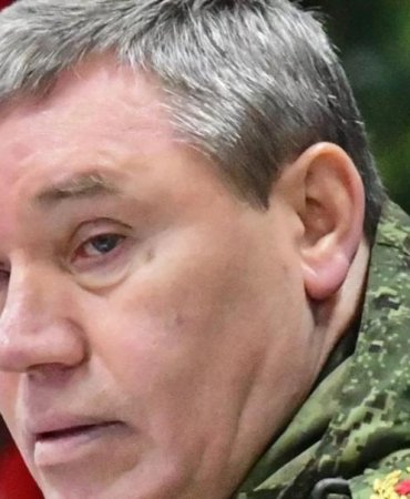 Korkunç Yenilgi! Genelkurmay Başkanı Gerasimov: Ukrayna'nın Kursk Bölgesi Planları Fiyaskoya Dönüştü! 10 korkunc-yenilgi-genelkurmay-baskani-gerasimov-ukraynanin-kursk-bolgesi-planlari-fiyaskoya-donustu-lDMmu9cY.jpg