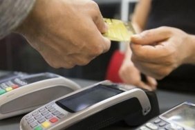 Kredi Kartı Harcamalarında Şok Düşüş: Tüketiciler Dikkat! 🚨 5 kredi-karti-harcamalarinda-sok-dusus-tuketiciler-dikkat-H1NIIx6M.jpg