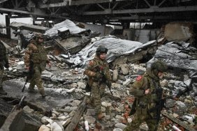 Kurtarılan Kursk Köyü'nde Dehşet: Ukrayna Ordusu Tarafından Bulunan Sivillere Ait Cesetler Şok Yarattı! 12 kurtarilan-kursk-koyunde-dehset-ukrayna-ordusu-tarafindan-bulunan-sivillere-ait-cesetler-sok-yaratti-LG3N8yCj.jpg