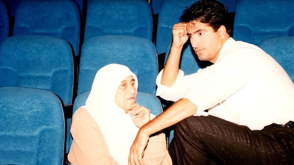 Mahsun Kırmızıgül'ün Kızı İçin Sakladığı Tarağı ve Anne Özlemi 2 Mahsun Kırmızıgül'ün Kızı İçin Sakladığı Tarağı ve Anne Özlemi
