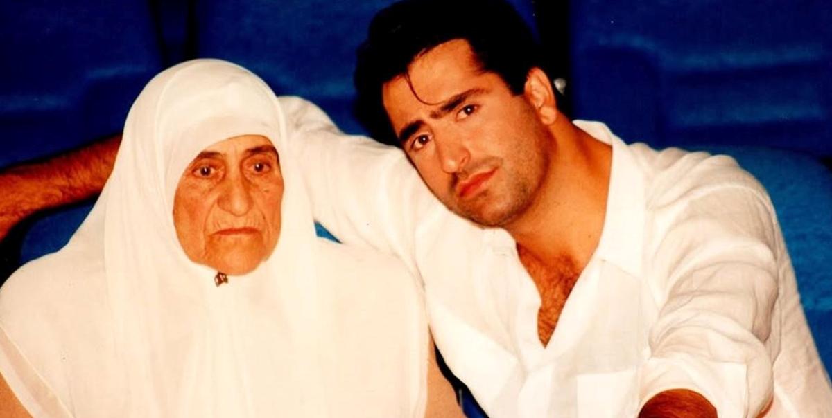 Mahsun Kırmızıgül'ün Kızı İçin Sakladığı Tarağı ve Anne Özlemi 4 mahsun-kirmizigulun-kizi-icin-sakladigi-taragi-ve-anne-ozlemi-aHOKvwHs.jpg