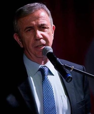 Mansur Yavaş’tan Paçavra Bayrak Tepkilerine Yanıt: Sözlerim Çarpıtılıyor 7 mansur-yavastan-pacavra-bayrak-tepkilerine-yanit-sozlerim-carpitiliyor-2IlwGyxw.jpg