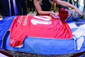 Maradona'nın Ölümü: Şişmiş Cesedi Mahkemede Gözler Önüne Serildi! 6 maradonanin-olumu-sismis-cesedi-mahkemede-gozler-onune-serildi-rNsMhFZh.jpg