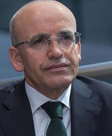 Mehmet Şimşek’ten net mesaj: Görevimizin başındayız, piyasalar için adımlar sürecek 8 mehmet-simsekten-net-mesaj-gorevimizin-basindayiz-piyasalar-icin-adimlar-surecek-3IuRNClY.jpg