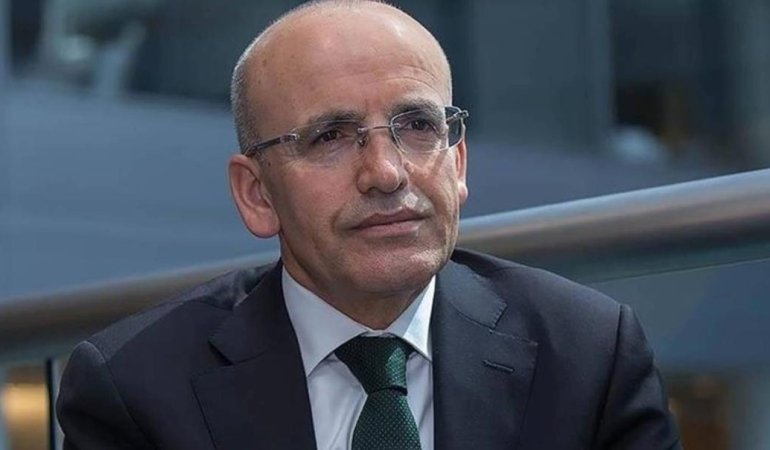 Mehmet Şimşek’ten net mesaj: Görevimizin başındayız, piyasalar için adımlar sürecek 1 mehmet-simsekten-net-mesaj-gorevimizin-basindayiz-piyasalar-icin-adimlar-surecek-3IuRNClY.jpg