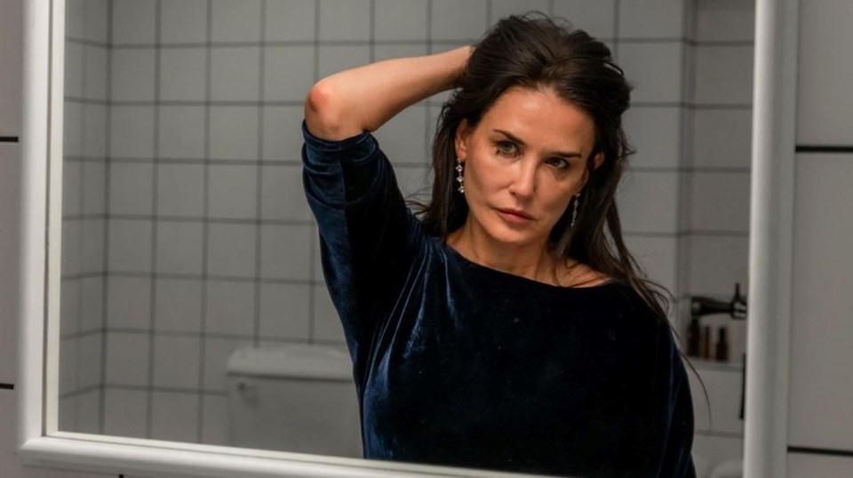 Oscar'ı Kesin Kazanacak Dediğimiz Demi Moore'dan Şok Açıklama! İşte O Sessizliğin Ardındaki Gerçek! 3 Cevher Filmi Ne Anlatıyor?