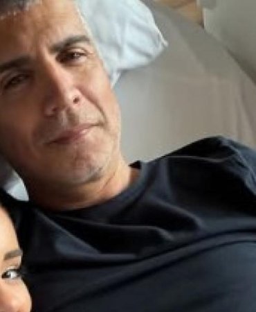 Özcan Deniz'in Eşinden Hastane Paylaşımı: Şarkıcı Anjiyo Geçirdi 5 ozcan-denizin-esinden-hastane-paylasimi-sarkici-anjiyo-gecirdi-V1c8ReqG.jpg