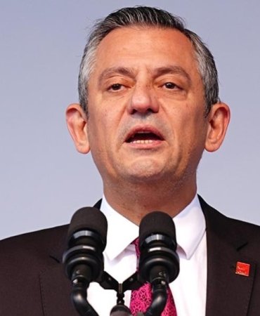 Özgür Özel Saraçhane'de Konuştu: “Bu Meydanın Gücü Haklılığında” 7 ozgur-ozel-sarachanede-konustu-bu-meydanin-gucu-hakliliginda-PXZ2L1PZ.jpg