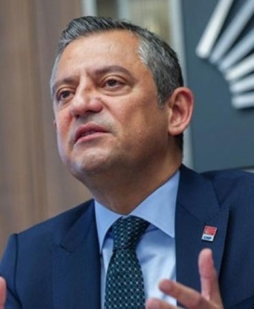 Özgür Özel’den Demokrasi Çağrısı: “Sandığa Gidin, Türk Bayraklarını Asın!” 3 ozgur-ozelden-demokrasi-cagrisi-sandiga-gidin-turk-bayraklarini-asin-P16mw6VC.jpg