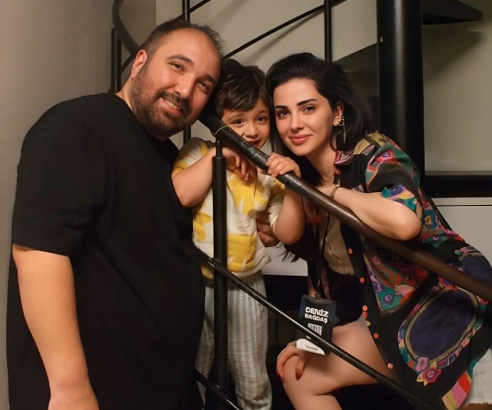 Özgür Turhan ve Deniz Bağdaştan Boşanma Sonrası İlk Kez Konuştu 2 Özgür Turhan ve Deniz Bağdaştan Boşanma Sonrası İlk Kez Konuştu