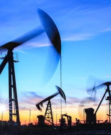 Petrol Fiyatları Düşüşe Geçiyor: Ekonomik Kaygılar Tırmanıyor! 3 petrol-fiyatlari-dususe-geciyor-ekonomik-kaygilar-tirmaniyor-7VfDGuWd.jpg