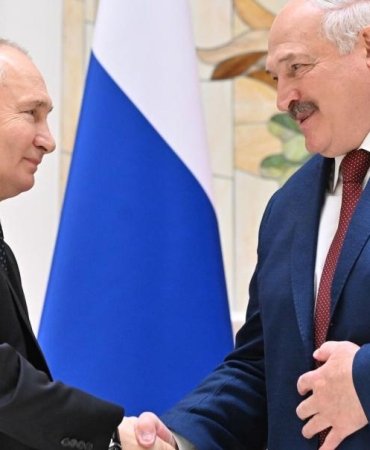 Putin ve Lukaşenko'nun Gizli Telefon Görüşmesi: Ukrayna'daki Sıcak Gelişmelerin Ardındaki Karanlık Oyun! 5 putin-ve-lukasenkonun-gizli-telefon-gorusmesi-ukraynadaki-sicak-gelismelerin-ardindaki-karanlik-oyun-B1gS6xKt.jpg