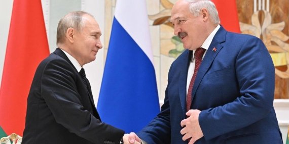 Putin ve Lukaşenko’nun Gizli Telefon Görüşmesi: Ukrayna’daki Sıcak Gelişmelerin Ardındaki Karanlık Oyun!