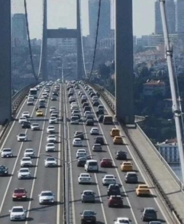 Ramazan Bayramı’nda Köprü ve Otoyollar Ücretsiz Olacak! Resmi Gazete’de Yayımlandı 9 ramazan-bayraminda-kopru-ve-otoyollar-ucretsiz-olacak-resmi-gazetede-yayimlandi-2FmDSHbc.jpg