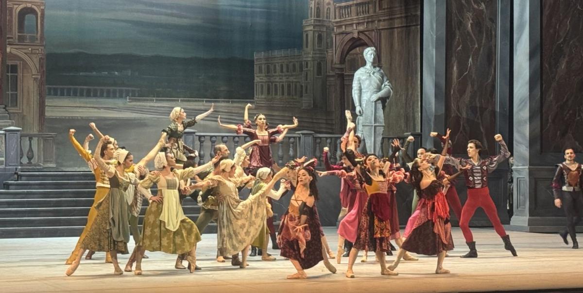 Romeo ve Juliet Bale Gösterisi: Sanatseverleri Büyüleyecek Büyülü Bir Deneyim! 2 romeo-ve-juliet-bale-gosterisi-sanatseverleri-buyuleyecek-buyulu-bir-deneyim-J3QBGFs1.jpg