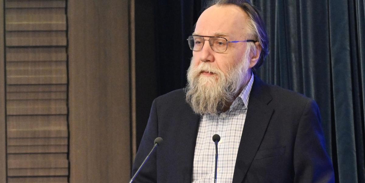 Rus Dehanın Kaleminden: Dugin, Trump'ın ABD'nin Derin Devletini Yok Etme Mücadelesini Açıkladı! 2 rus-dehanin-kaleminden-dugin-trumpin-abdnin-derin-devletini-yok-etme-mucadelesini-acikladi-SK9K9BpL.jpg