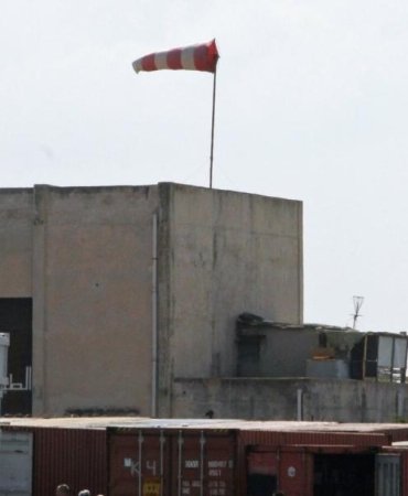 Rusya'dan Savaşın Korkunç Yüzü: Suriyeli 8 Bin Kaçkın Hmeymim Hava Üssü'nde Güvende! 2 rusyadan-savasin-korkunc-yuzu-suriyeli-8-bin-kackin-hmeymim-hava-ussunde-guvende-RTvHTrIg.jpg