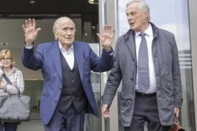 sepp-blatter-ve-michel-platini-ikinci-kez-yolsuzluk-suclamalarindan-beraat-etti-4fqgScM6.jpg