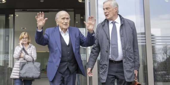 Sepp Blatter ve Michel Platini, ikinci kez yolsuzluk suçlamalarından beraat etti