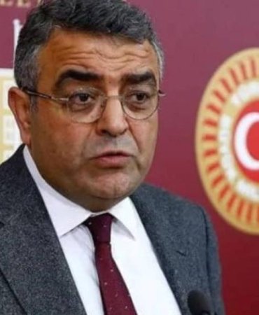 Sezgin Tanrıkulu’ndan Çağlayan Adliyesi’nde Sert Tepki: “İttifak Yapmak Suç Değildir” 2 sezgin-tanrikulundan-caglayan-adliyesinde-sert-tepki-ittifak-yapmak-suc-degildir-EZX1nOLK.jpg