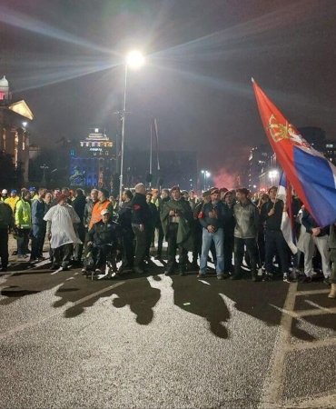 Sırbistan Cumhurbaşkanı Vucic'ten Şok Açıklama: 'Protestolar Beni Durduramaz, İstifa Yok!' 2 sirbistan-cumhurbaskani-vucicten-sok-aciklama-protestolar-beni-durduramaz-istifa-yok-A6BmvfHS.jpg