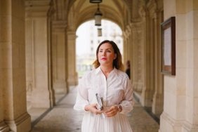 sonya-yoncheva-iki-efsanevi-opera-roluyle-sahneye-damga-vuruyor-OfbXe9lk.jpg