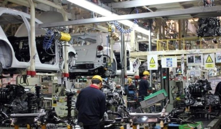 Şubat Ayında Otomotiv Üretiminde Şok Düşüş! Gelecek Tehlikede mi? 1 subat-ayinda-otomotiv-uretiminde-sok-dusus-gelecek-tehlikede-mi-ucZVkrDq.jpg