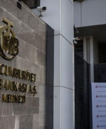 TCMB Açıklıyor: Hizmet Enflasyonu Mal Enflasyonunu Geride Bırakıyor! Şaşırtıcı Veriler Ortaya Çıktı! 4 tcmb-acikliyor-hizmet-enflasyonu-mal-enflasyonunu-geride-birakiyor-sasirtici-veriler-ortaya-cikti-tVM7nPt4.jpg