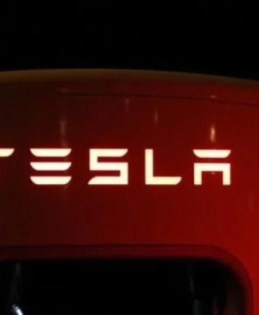 Tesla, Türkiye'de Elektrikli Otomobil Pazarının Lideri Oldu 10 tesla-turkiyede-elektrikli-otomobil-pazarinin-lideri-oldu-WrkeSMsZ.jpg