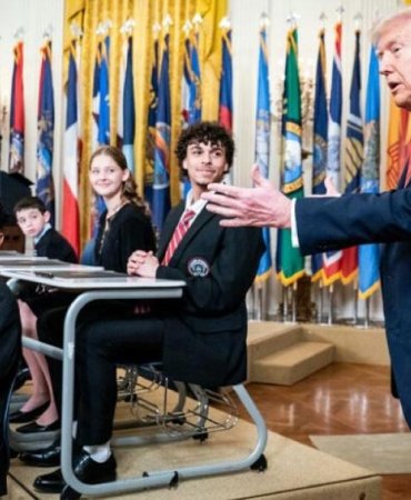 Trump'tan Eğitim Bakanlığına Radikal Müdahale: Öğrenci Kredileri ve Özel Eğitim Yetkisi Başka Kurumlara Devrediliyor 7 trumptan-egitim-bakanligina-radikal-mudahale-ogrenci-kredileri-ve-ozel-egitim-yetkisi-baska-kurumlara-devrediliyor-GTxQwhnE.jpg