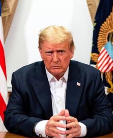 trumptan-ithal-otomobillere-sok-vergi-karari-8NQMAQ2U.jpg