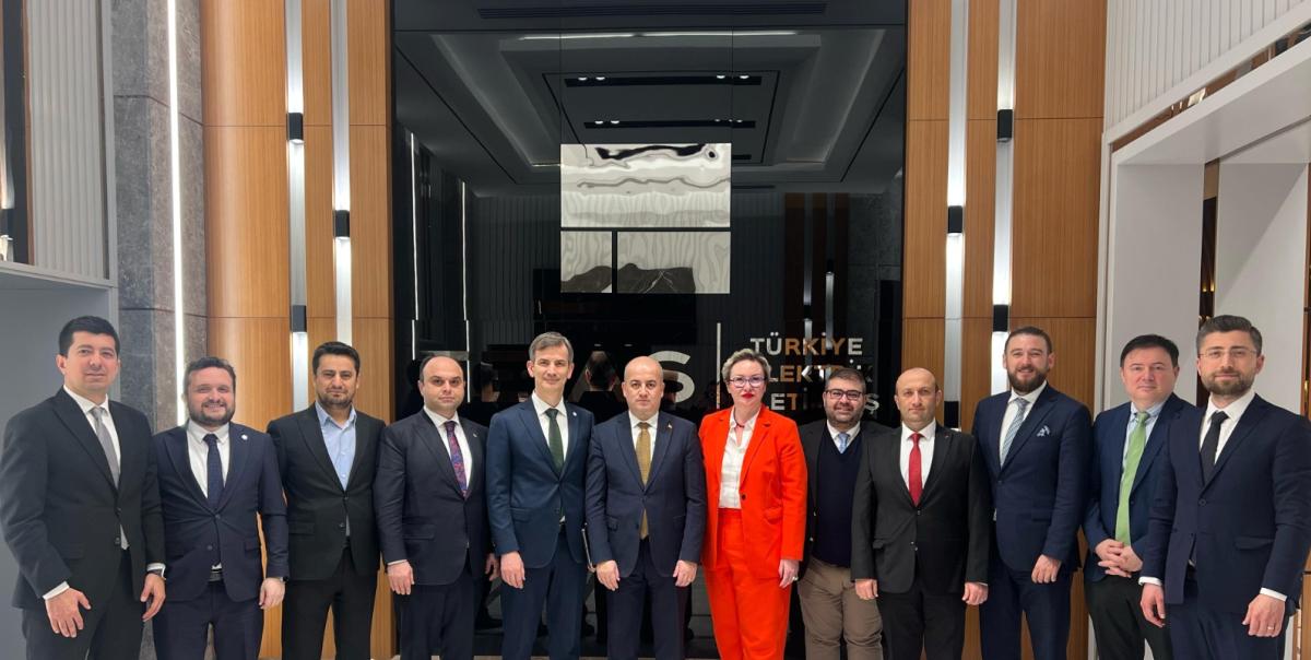 TÜREB, Rüzgâr Enerjisi İçin Stratejik Ziyaretlerde Bulundu 2 tureb-ruzg-r-enerjisi-icin-stratejik-ziyaretlerde-bulundu-KPZjut1p.jpg