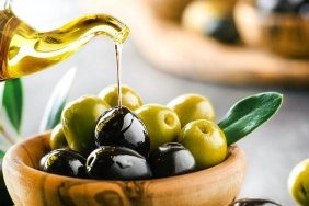 turk-zeytinyagi-ve-sofralik-zeytin-sektoru-abd-pazarinda-gucleniyor-OxfZwEd4.jpg