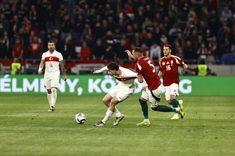 Türkiye, Macaristan'ı 3-0 Geçerek UEFA Uluslar A Ligi'ne Yükseldi! 2 Türkiye, Macaristan'ı 3-0 Geçerek UEFA Uluslar A Ligi'ne Yükseldi!