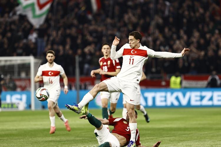 Türkiye, Macaristan'ı 3-0 Geçerek UEFA Uluslar A Ligi'ne Yükseldi! 3 Türkiye, Macaristan'ı 3-0 Geçerek UEFA Uluslar A Ligi'ne Yükseldi!