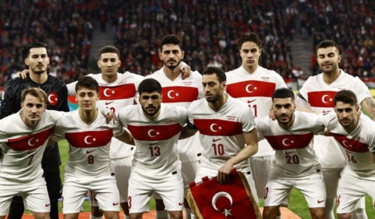 Türkiye, Macaristan'ı 3-0 Geçerek UEFA Uluslar A Ligi'ne Yükseldi! 6 turkiye-macaristani-3-0-gecerek-uefa-uluslar-a-ligine-yukseldi-WEbqc5KZ.jpg