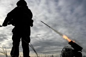Ukrayna'da Sarsıcı Gelişmeler: Askeri Sanayi Tesislerine Şok Saldırı ve Donetsk'te İki Stratejik Yerleşim Merkezi Ele Geçirildi! 14 ukraynada-sarsici-gelismeler-askeri-sanayi-tesislerine-sok-saldiri-ve-donetskte-iki-stratejik-yerlesim-merkezi-r7fwvnv2.jpg