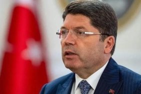 Uludağ'daki Otel Yangınında 4 Tutuklama: Bakan Tunç'tan Soruşturma Açıklaması 4 uludagdaki-otel-yangininda-4-tutuklama-bakan-tunctan-sorusturma-aciklamasi-xjYFAjpi.jpg