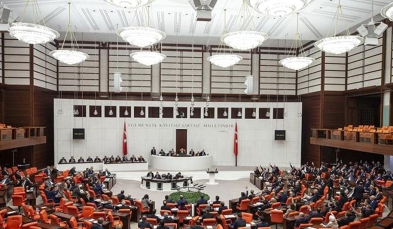 Yeni haftada Meclis milyonlarca emekliyi ve aileleri yakından ilgilendiren düzenlemeleri görüşecek 1 yeni-haftada-meclis-milyonlarca-emekliyi-ve-aileleri-yakindan-ilgilendiren-duzenlemeleri-gorusecek-G9LFva2O.jpg