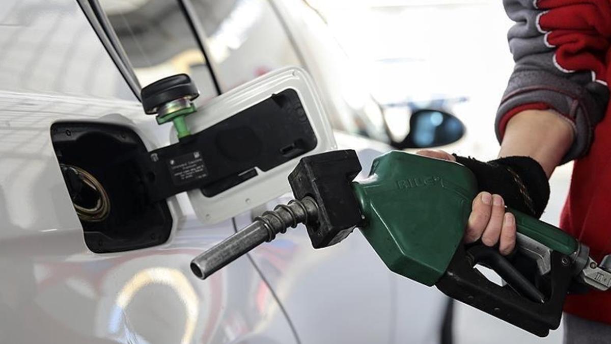 2 Nisan 2025 Güncel Akaryakıt Fiyatları: Benzine 1,25 TL Zam Geliyor 2 2-nisan-2025-guncel-akaryakit-fiyatlari-benzine-125-tl-zam-geliyor-BJ8h6D5a.jpg